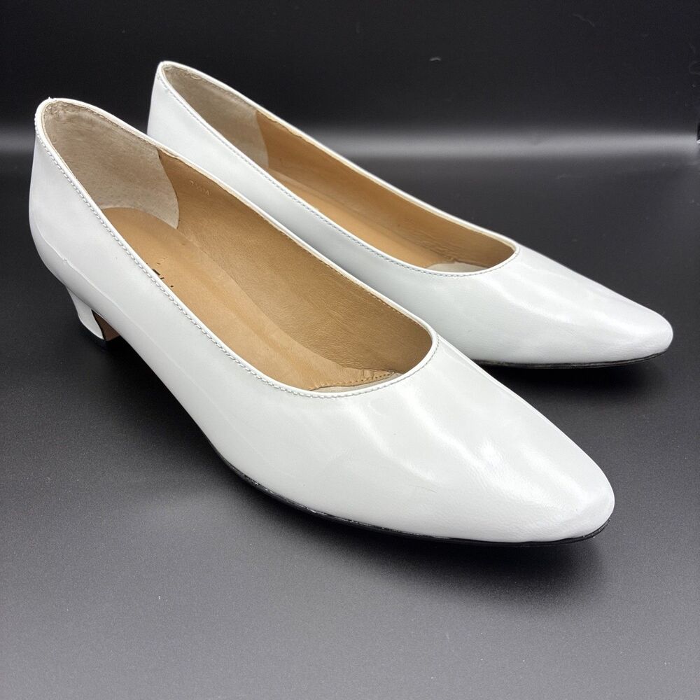 New! VANELI white REAL Patent Leather Low Heel Pumps 7.5M NWOB VAN ELI